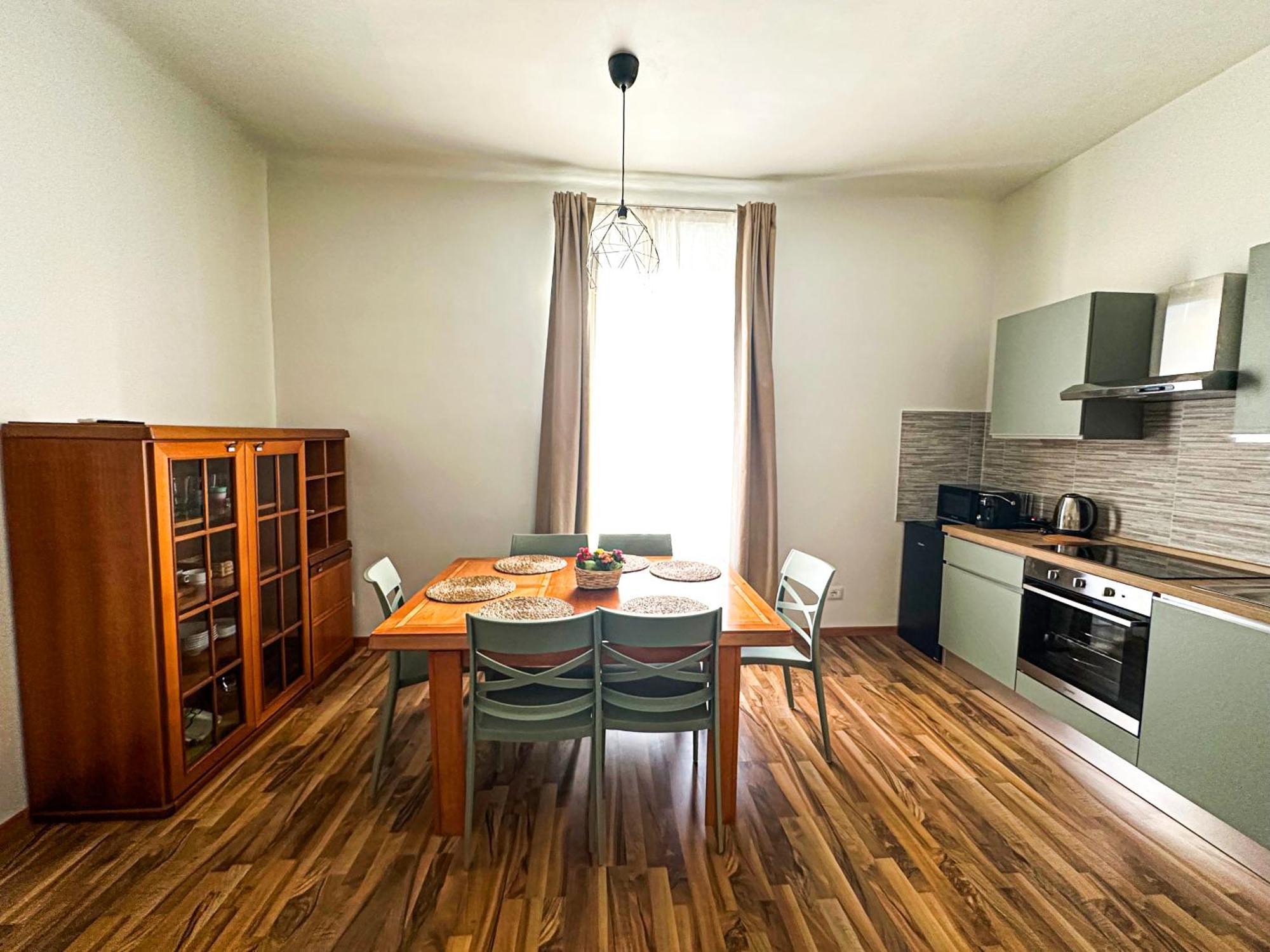 Apartamento Giulio Cesare 237 *
